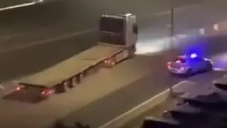 Ночной гонщик на фуре из Актау лишился прав и свободы