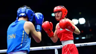 Алуа Балкибекова поборется за золотую медаль ЧМ по боксу