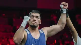 Победой Казахстана над Узбекистаном завершился ЧМ-2025 по боксу