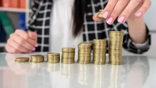 Миллион в месяц: названы получатели самых высоких зарплат в Казахстане