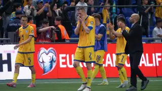 Алиев заявил об отставке, но... Что происходит со сборной Казахстана