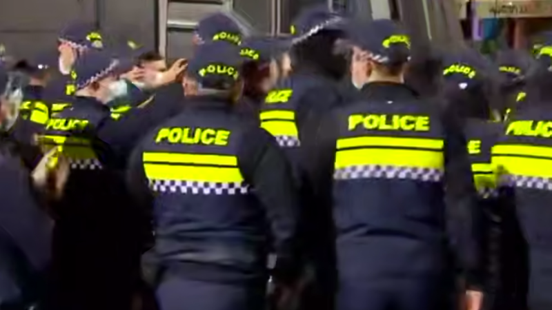 Кадры из видео