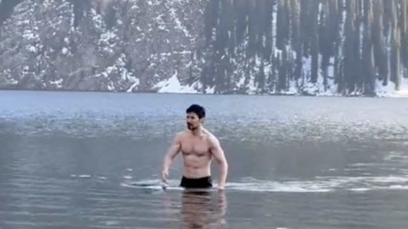 Кадры из видео