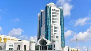 Парламентская реформа, пенсии и статус в системе ОСМС: что обсуждали читатели Tengrinews