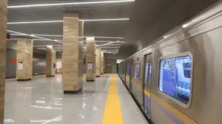 Казахстанец пожаловался на очереди в метро Алматы