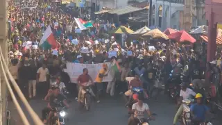 Военный переворот на Мадагаскаре: сбежавшему президенту объявили импичмент