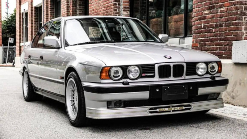 Фото: Bring a Trailer