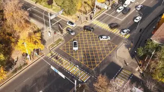 Новая разметка появилась на 10 перекрестках в Алматы