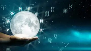 Гороскоп на ноябрь: кого ждёт финансовый успех, а кому лучше отправиться в отпуск