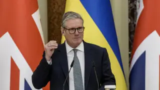 Великобритания ускорит программу поставок ракет Украине - премьер