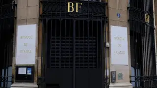 Драгоценности из Лувра теперь будут хранить вместе с золотым запасом Франции