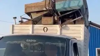 “Грузили памятники и оградки“: видео с кладбища в Алматы взбудоражило соцсети