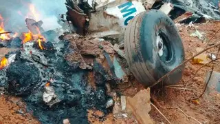 Крушение самолета с туристами унесло 11 жизней