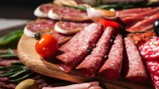 Названы самые опасные для мозга продукты