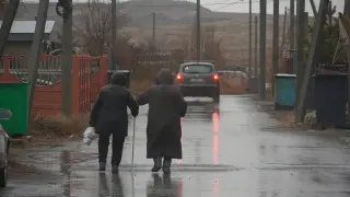 “Пасынки Караганды“ против “чёрных копателей“: как живёт посёлок, где трещат дома