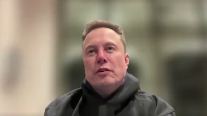 Кадр из видео: x.com/Grummz