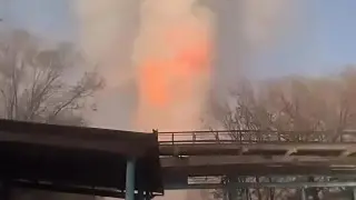 Мощный взрыв попал на видео в Таразе