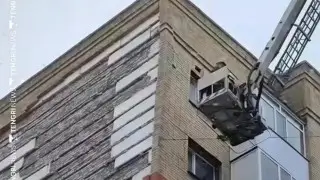 Обрушение кондиционера и облицовки в Астане: состояние фельдшера крайне тяжелое