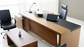 Берик Уали объяснил закупку мебели на 400 миллионов тенге