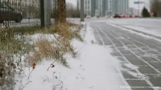 Снег и метель: штормовое предупреждение объявлено в 17 регионах