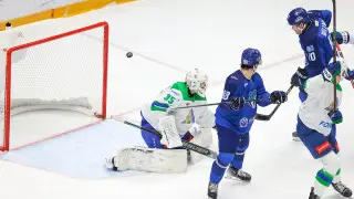 “Барыс“ одержал волевую победу в регулярном чемпионате КХЛ