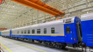 Wi-Fi и климат-контроль: новые вагоны показали в Казахстане