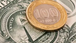 Курс доллара преодолел психологическую отметку