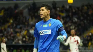 Сейвы Анарбекова спасли “Кайрат“ от разгрома в Лиге чемпионов