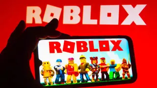 Экс-министр образования: “У моего сына кнопочный телефон“