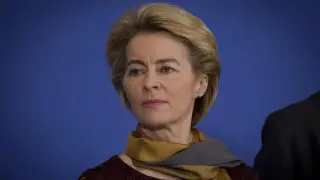 Фон дер Ляйен призвала Трампа не вмешиваться в европейскую демократию