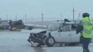 Массовое ДТП на трассе в Акмолинской области: есть погибший