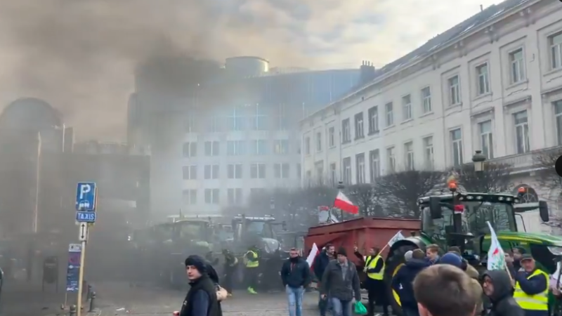 Кадр из видео: x.com/port__port