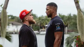 Экс-чемпион мира получил огромное преимущество перед боем с блогером