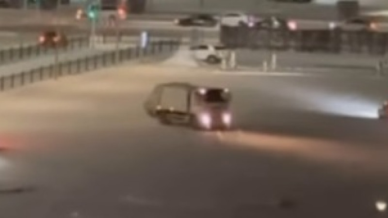 Кадры из видео