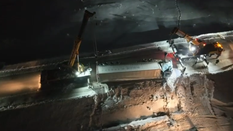 Кадры из видео