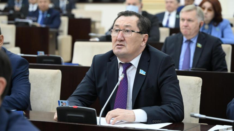 Наурызбай Байкадамов. Фото: senate.parlam.kz