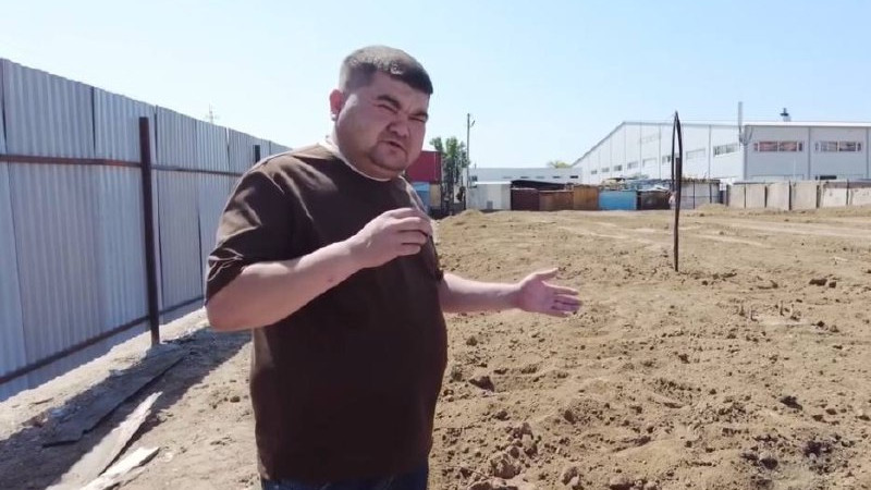 Скриншот видео из Instagram Айболата Букенова