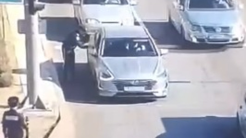 Кадры из видео