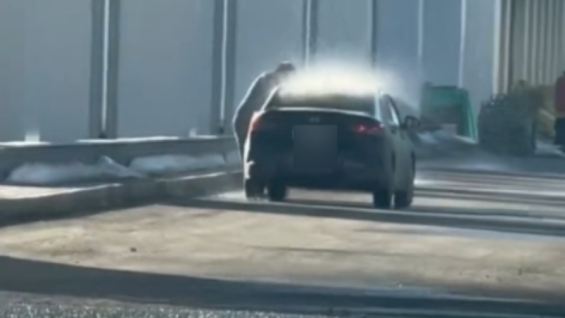 Кадры из видео