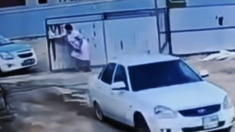 Кадры из видео