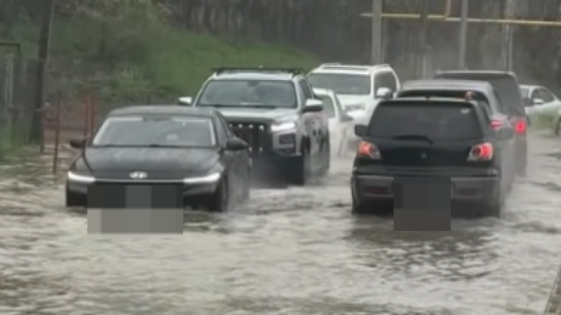 Кадры из видео