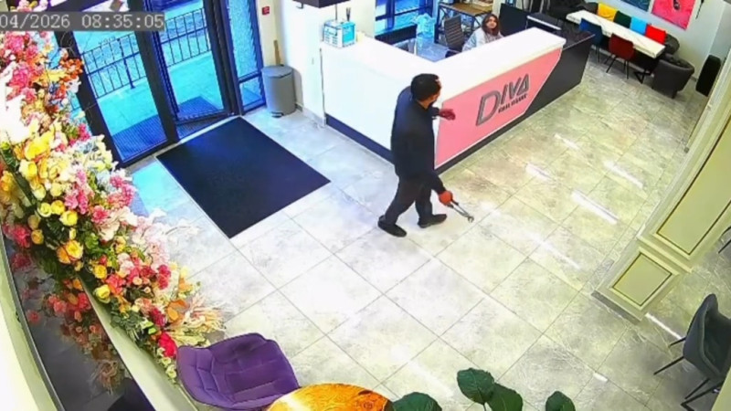 Кадры из видео