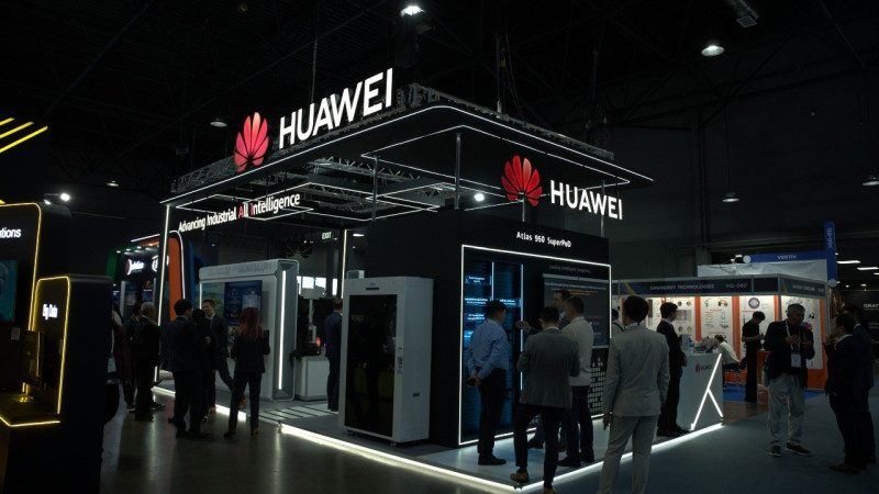 Фото: Huawei