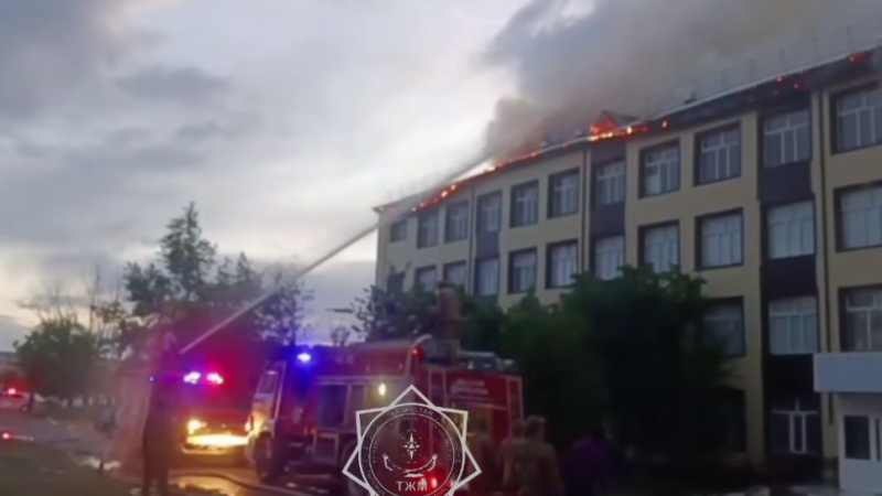 Кадры из видео