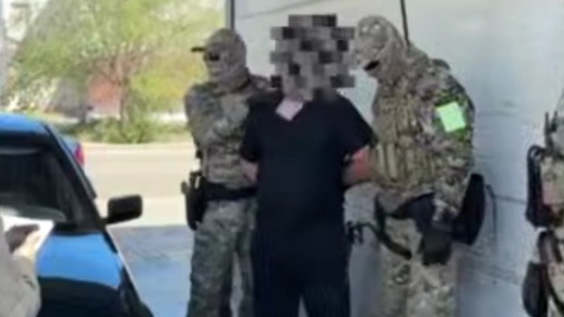 Кадры из видео