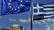S&P cuts Greek outlook to 'negative' 