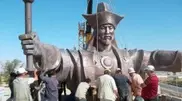 Tallest Kazakhstan statue being installed in Shymkent