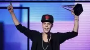 Justin Bieber dominates American Music Awards 