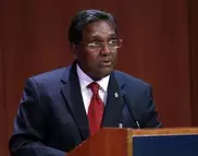 Maldives president to face no-confidence vote 