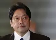 Japan suggests hotline to Beijing over island spat 